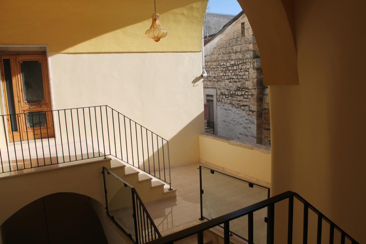 B&B Piazza Garibaldi Santeramo in Colle Εξωτερικό φωτογραφία